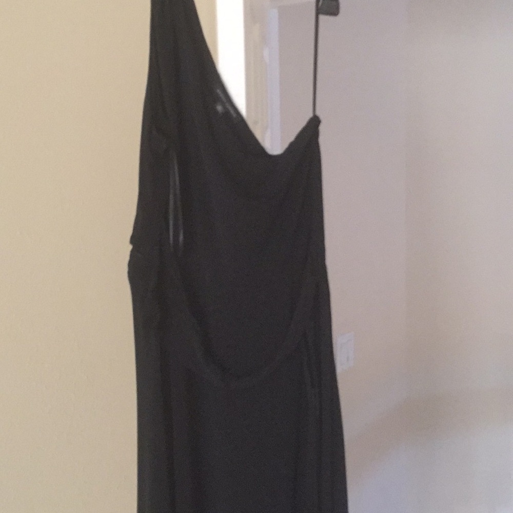 Banana Republic one shoulder sleeve dress
